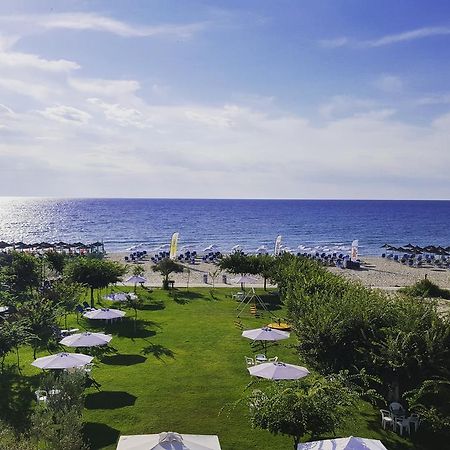 Hotel Thermaikos Коринос Экстерьер фото